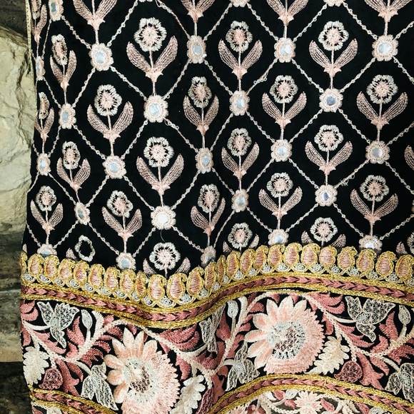 Meet your Posher, Nabila - Picture 6 of 10